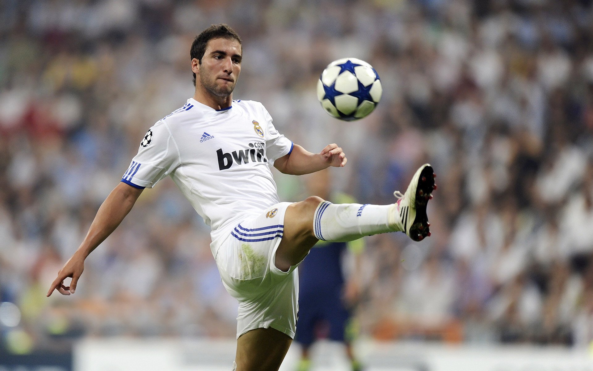 意甲团队配合：默契展现，攻防俱佳！，意甲各队关系网